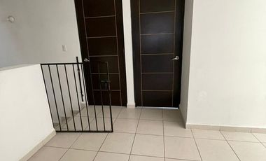 Casa en renta en Puerta de Piedra