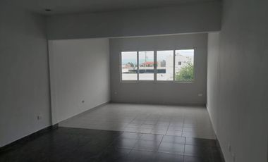 Bonita Casa Col Portal del Norte, Zuazua