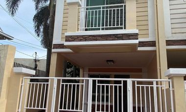 Your Dream Home Awaits: Corner Lot Townhouse in Jeanette Garden 1, Las Pinas For SALE! Spacious 3BR, Fully Fitted with Parking Slot! All-Inclusive Price!
