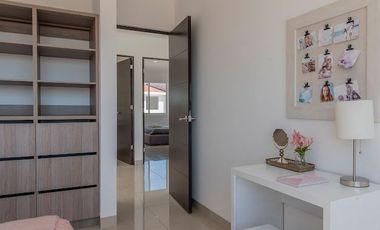 CASA EN ZONA LIVERPOOL, AMPLIA Y UBICADA