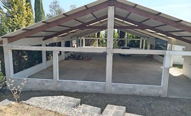 Casa con Gran Terreno en VENTA en Tenango del Aire, Estado de México, México