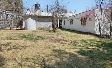 Casa con Gran Terreno en VENTA en Tenango del Aire, Estado de México, México