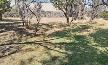 Casa con Gran Terreno en VENTA en Tenango del Aire, Estado de México, México