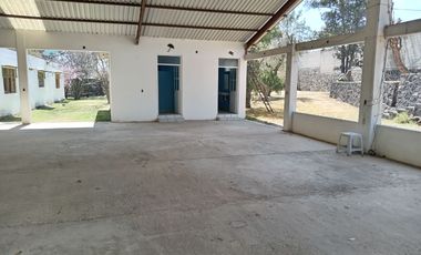Casa con Gran Terreno en VENTA en Tenango del Aire, Estado de México, México