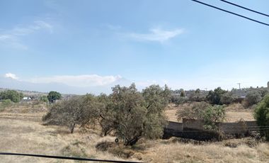 Casa con Gran Terreno en VENTA en Tenango del Aire, Estado de México, México