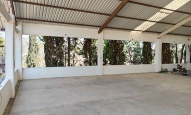 Casa con Gran Terreno en VENTA en Tenango del Aire, Estado de México, México