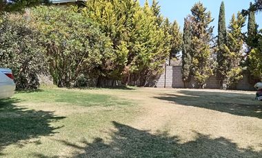 Casa con Gran Terreno en VENTA en Tenango del Aire, Estado de México, México