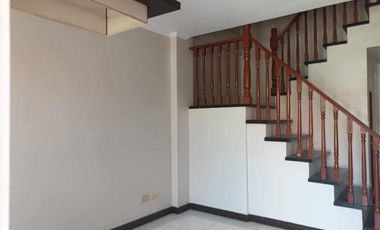 Three Bedrooms Duplex House in Consolacion