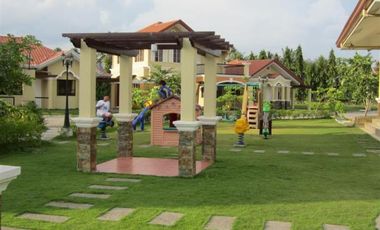 Three Bedrooms Duplex House in Consolacion