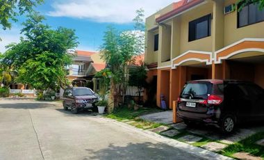 Three Bedrooms Duplex House in Consolacion