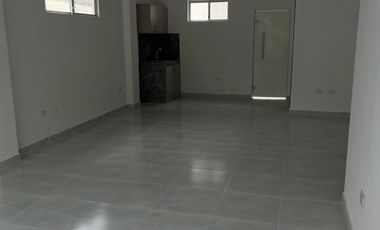 Kennedy Norte, Se renta Edificio de locales y oficinas comerciales  210 mts2