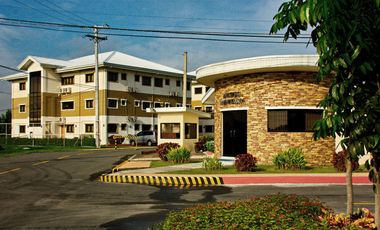 Apartment for Rent: Beechwood/Alabany Philexcel Business Park Clark Pampanga