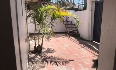 VENDE CASA, con amplios espacios, 5 recamaras, 2 baños, Santa María Tepepan, Xochimilco, CdMx.