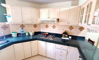 CASA AMOBLADA CON PISCINA EN VENTA SECTOR BARBASQUILLO CERCA A LA QUADRA MANTA