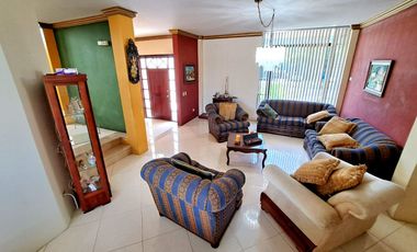 CASA AMOBLADA CON PISCINA EN VENTA SECTOR BARBASQUILLO CERCA A LA QUADRA MANTA