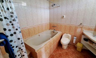 CASA AMOBLADA CON PISCINA EN VENTA SECTOR BARBASQUILLO CERCA A LA QUADRA MANTA