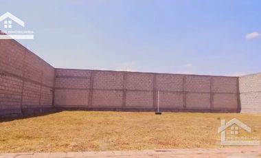 AMPLIA CASA DE TRES PISOS, IDEAL PARA INSTALAR UNA CLÍNICA, SPA, COLEGIO, CENTRO RECREATIVO, ETC