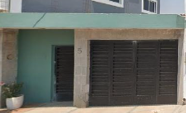 CASA EN REMATE EM JUANACATLAN