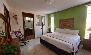 VENTA DE HOTEL EN EL CENTRO HISTÓRICO, CON OPCIÓN A DIVERSOS GIROS Y CON PLUSVALÍA PRIVILEGIADA, ya que cuenta con Uso Comercial y de Servicios e Info