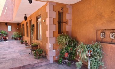 VENTA DE HOTEL EN EL CENTRO HISTÓRICO, CON OPCIÓN A DIVERSOS GIROS Y CON PLUSVALÍA PRIVILEGIADA, ya que cuenta con Uso Comercial y de Servicios e Info