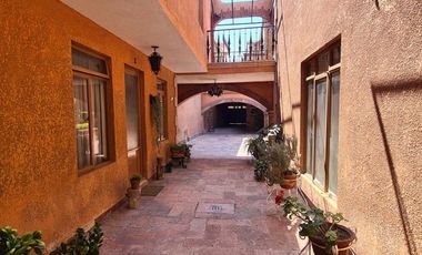 VENTA DE HOTEL EN EL CENTRO HISTÓRICO, CON OPCIÓN A DIVERSOS GIROS Y CON PLUSVALÍA PRIVILEGIADA, ya que cuenta con Uso Comercial y de Servicios e Info