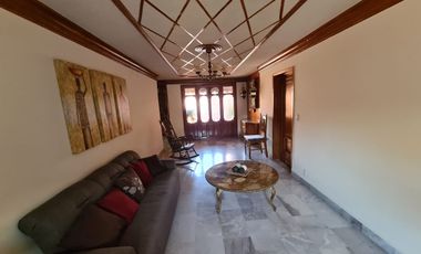 VENTA DE HOTEL EN EL CENTRO HISTÓRICO, CON OPCIÓN A DIVERSOS GIROS Y CON PLUSVALÍA PRIVILEGIADA, ya que cuenta con Uso Comercial y de Servicios e Info