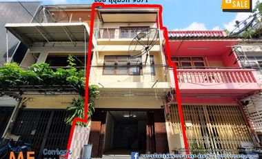 For Sale 3-Story townhome , Soi Sukhumvit 95/1, convenient travel, near BTS Bang Chak, only 400 meters and near True Digital Park, call 085-161----- (TO13-14)