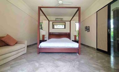 VILLA WITH BIG GARDEN FOR SALE IN SANUR, BALI