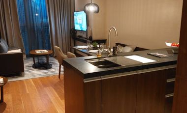 For Sale Condo in The Seasons Residences BGC Taguig