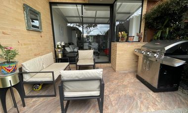 SE VENDE ESPECTACULAR CASA EN CAJICA, VEREDA EL CANELON