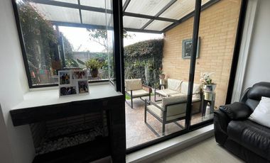 SE VENDE ESPECTACULAR CASA EN CAJICA, VEREDA EL CANELON