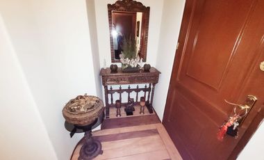 VENDO ACOGEDOR DEPARTAMENTO EN LA AURORA