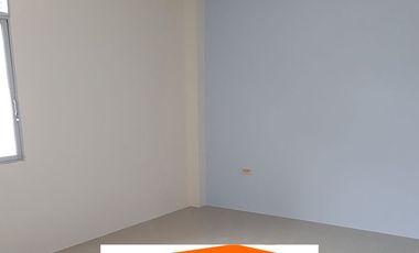 Se Vende en Machala LInda Villa de 4 Dormitorios, Excelente Ubicación