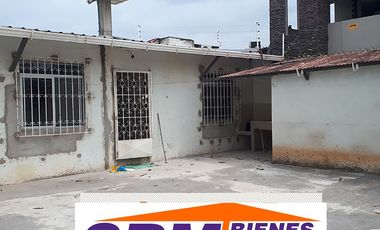 Se Vende en Machala LInda Villa de 4 Dormitorios, Excelente Ubicación