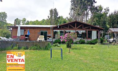 EN VENTA AMPLIA CASA CON CABAÑA Y GALPON EN PARCELA