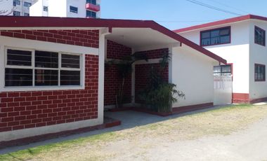 Casa en renta de 1 piso, sobre la recta cholula sentido a puebla cerca periférico