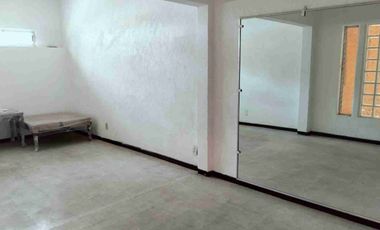 EDIFICIO CON USO DE SUELO COMERCIAL GUSTAVO BAZ