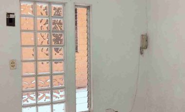 EDIFICIO CON USO DE SUELO COMERCIAL GUSTAVO BAZ