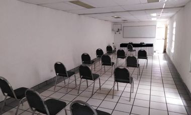 EDIFICIO CON USO DE SUELO COMERCIAL GUSTAVO BAZ