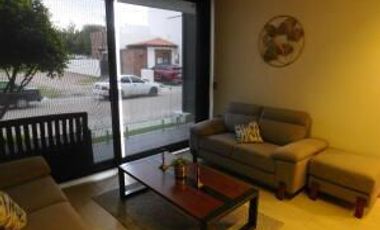 El Sauz Tequisquiapan. Departamento con cuarto de TV, 3 recamaras - VENTA