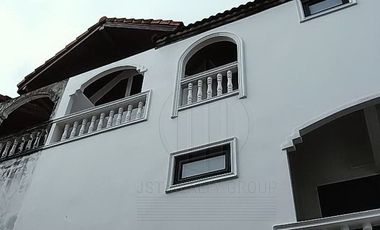 Sale with Tenant Townhouse Sathorn Soi 9