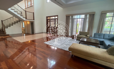 A beautiful single house 4 bedrooms 5 bathrooms for rent and for sale in Sukhumvit soi 67, Baan Sansiri Sukhumvit 67