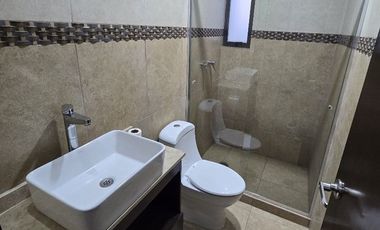 VENTA CASA EN FRACC. RINCON DE LOS ENCINOS , LERMA, JUNTO CLUB DE GOLF LOS ENCINOS