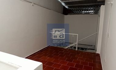 COD. 9087 SE ARRIENDA CASA CABECERA