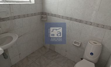 COD. 9087 SE ARRIENDA CASA CABECERA