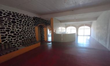 $12,000,000 Negociable, Un rancho en orilla de la careterra, Alpuyeca, Cerca del Prámide de Xochicalco con 11,352 m2 de tarreno furutal