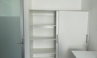 OFICINA TITANIUM ROOM 1 TODO INCLUIDO.