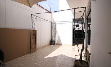 VENTA DE DEPARTAMENTO 1ER PISO - URB. SANTA MARÍA DEL PINAR- PIURA