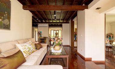 4 Bedroom Pool Villa in Saraphi