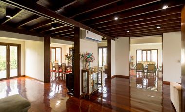 4 Bedroom Pool Villa in Saraphi